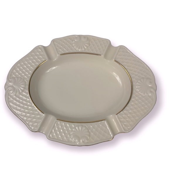 Vintage Lenox Ashtray Aegean Collection Sea Shell Ivory w/Gold Trim - Picture 1 of 7